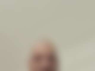 vyper121's Live Sex Cam Show