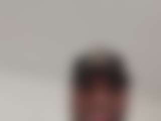 vyper121's Live Sex Cam Show