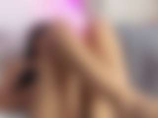 Katemoos's Live Sex Cam Show