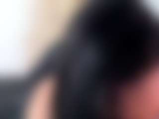 Live cam show with Katemoos - Bra on fuck-show.com