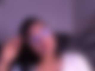 Katemoos's Live Sex Cam Show