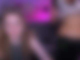 Live cam show with kitniss-dreamy - Shaved Pussy on Streamer API