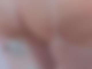 Lia's Live Sex Cam Show