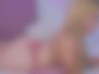 Live cam show with Lia - Brown Eyes Teen (18+) on Milfs Live