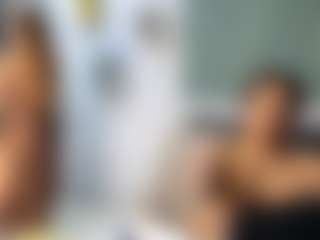 Live cam show with Miley-and-Michael - Average on xDating