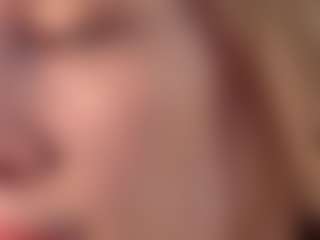 Sue-Holland's Live Sex Cam Show