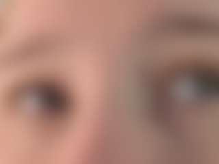 Live cam show with Sue-Holland - Blue Eyes on Instabang