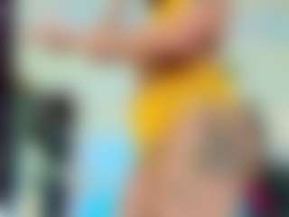 Live cam show with Candy-gabyss - Smoking on Camsoda