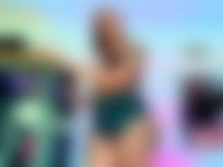 Live cam show with Candy-gabyss - Black Hair on SinfulBabes
