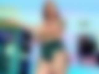 Live cam show with Candy-gabyss - Big Balls on CamClone
