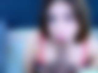 Live cam show with LizzyOlsen - Oil on Milfs Live