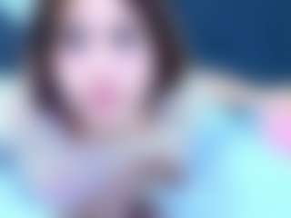 Live cam show with LizzyOlsen - Smoking on SpunkLive