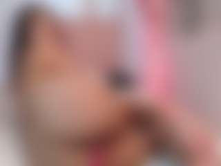 Maia Reficco's Live Sex Cam Show