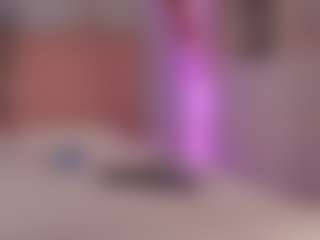 Live cam show with Maia Reficco - Big Ass Teen (18+) on StripNow