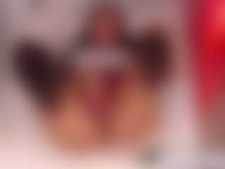 Maia Reficco's Live Sex Cam Show