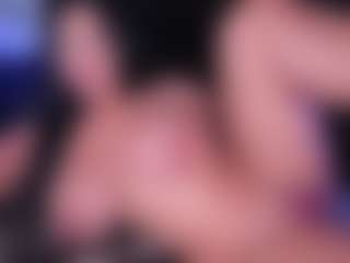 Live cam show with VALERY DUGLASS - Pegging on CamClone