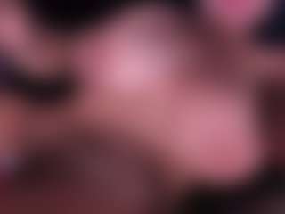 VALERY DUGLASS's Live Sex Cam Show