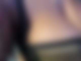 VALERY DUGLASS's Live Sex Cam Show