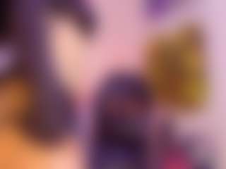 Live cam show with Camiilaa-torres - Granny on googirlz