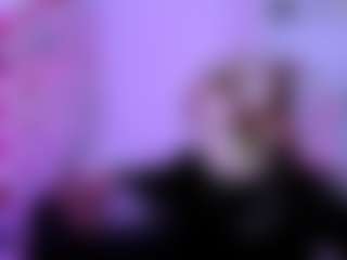 Live cam show with gloria-bubble - Joi on Camsoda