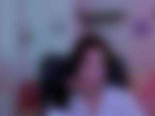 Live cam show with gloria-bubble - Brown Hair on liverealitysex.com