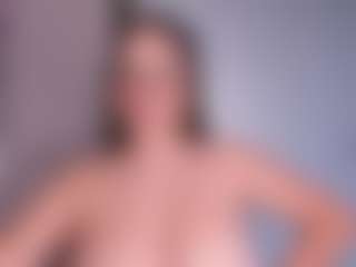 Live cam show with KateMoorex - Lovense on AdultVida.com