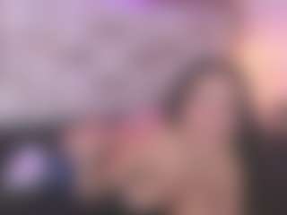 Live cam show with KateMoorex - Virgin on Soda Cam