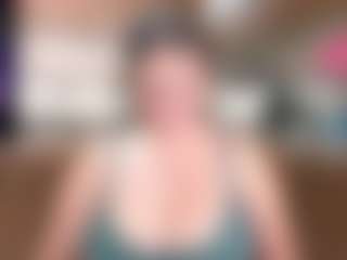 Live cam show with Kate Moorex - Virgin on Camiplay Live