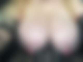 TexasMami's Live Sex Cam Show