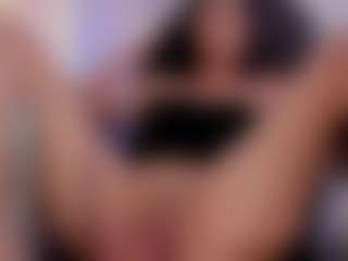 amara-fox's Live Sex Cam Show