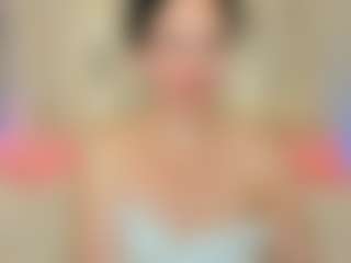 Live cam show with MissRossi - Normal on Camsoda