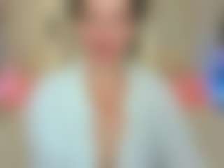 Live cam show with MissRossi - Vr Sex on pussylord.com