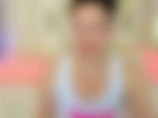 Live cam show with MissRossi - Body Massage on livesuperchat.net