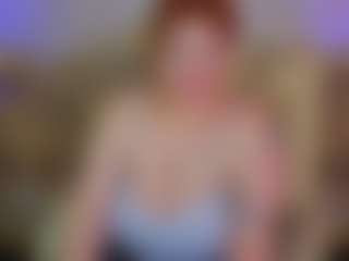 ClumsyNana's Live Sex Cam Show