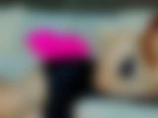 Live cam show with ClumsyNana - Strapon on sexylivex.com