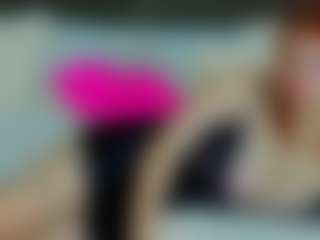 Live cam show with ClumsyNana - Strapon on PervPlay.com
