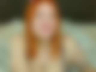 Live cam show with ClumsyNana - Green Eyes on StripNow