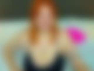 ClumsyNana's Live Sex Cam Show