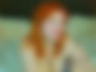 ClumsyNana's Live Sex Cam Show
