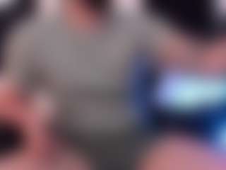 Eloncoxx01's Live Sex Cam Show