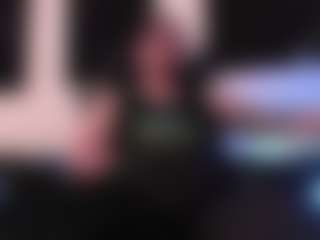 Eloncoxx01's Live Sex Cam Show