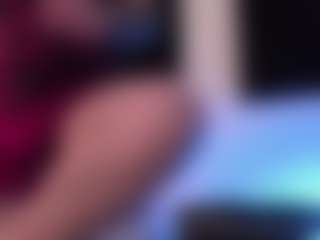 Eloncoxx01's Live Sex Cam Show