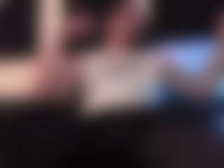 Eloncoxx01's Live Sex Cam Show