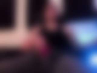 Eloncoxx01's Live Sex Cam Show