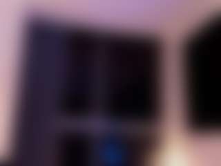 Eloncoxx01's Live Sex Cam Show