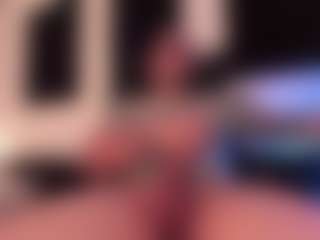 Show de cam en vivo con Eloncoxx01 - Tease en Camsoda