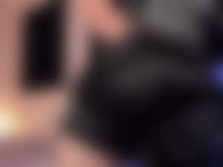Eloncoxx01's Live Sex Cam Show