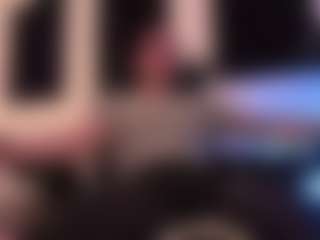 Eloncoxx01's Live Sex Cam Show