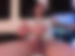 Eloncoxx01's Live Sex Cam Show