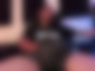 Eloncoxx01's Live Sex Cam Show